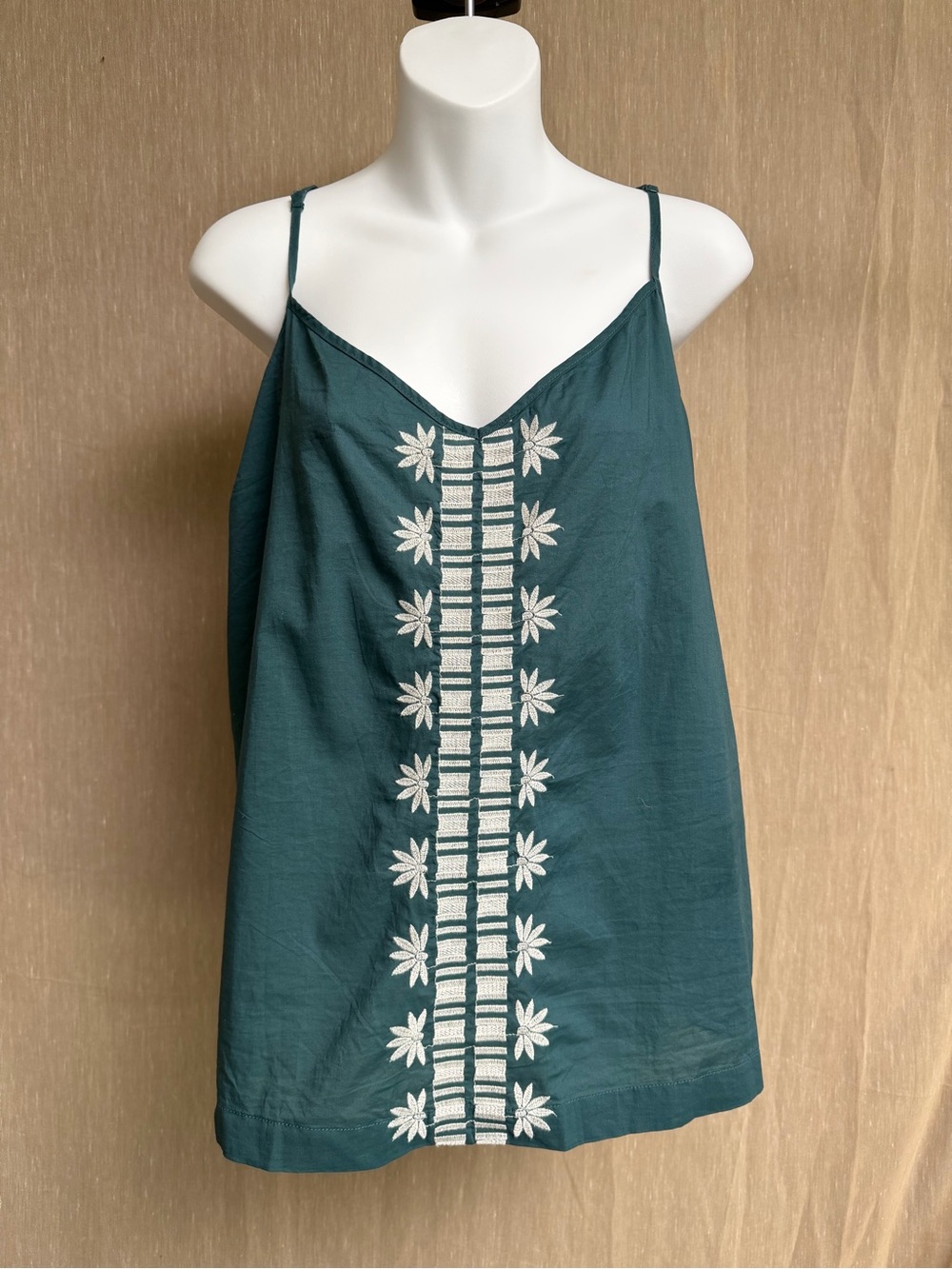 Old Navy Spaghetti Strap Cami with White Floral Embroidery - XL